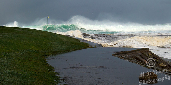 Storm - Thurso Harbour 10/12/14