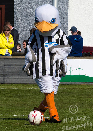 Wick 4 v Forres 3 SHFL 18/04/2015  Harmsworth Park