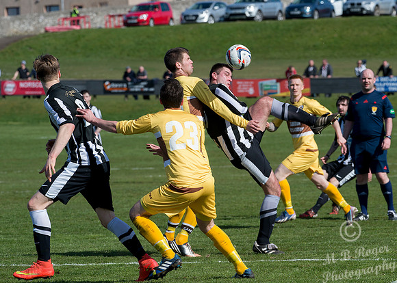 Wick 4 v Forres 3 SHFL 18/04/2015  Harmsworth Park