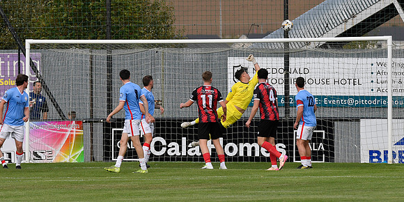 Inverurie Locos 1 v Wick Academy 1 - Harlaw Park - SHFL - 30/08/