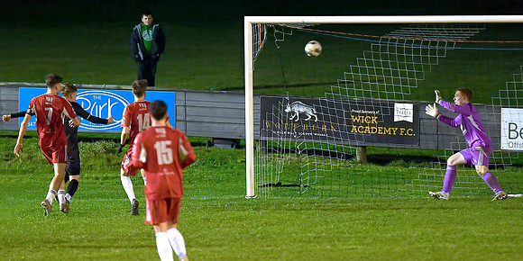 Wick Academy 5 v Deveronvale 1 - SHFL - Harmsworth Park - 22/11/