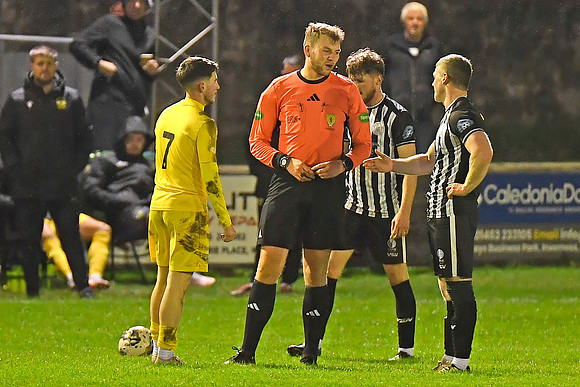 Wick Academy 2 v Clachnacuddin 3 - SHFL - Harmsworth Park - 12/1