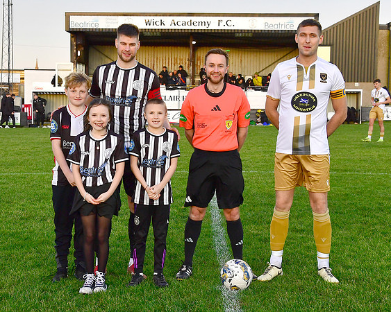 Wick Academy 2 v Huntly 1 - SHFL - Harmsworth Park - 20/12/2025