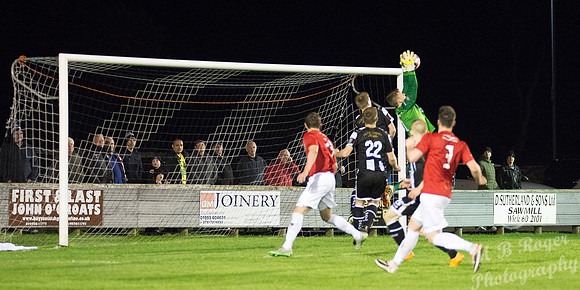 Wick 1 v Deveronvale 2 SHFL Harmsworth Park 14/10/2015