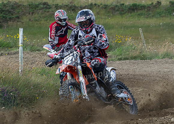 MotoX 2013 Rnd4  041 s _MDR1364  No 121 Darren Sinclair  No 3 Phillip Robertson