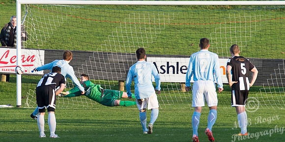 Wick 0 v Fraserburgh 0  SHFL Harmsworth Park 07/11/2015