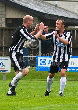 Deveronvale 0 v Wick 4  037 p _MDR2601 Alex Lamb Richard MacAdie celebrating Alex Lamb goal