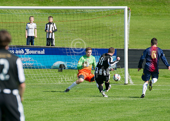 Wick 3 v Fraserburgh 0   003 p_MDR1882 Davie Allan scoring Wick's 3rd goal