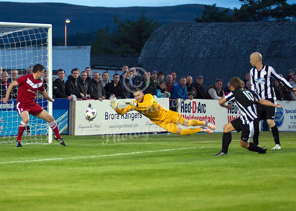 Brora 6 v Wick 2  002 p _MDR3932 Richard MacAdie - wicks second goal