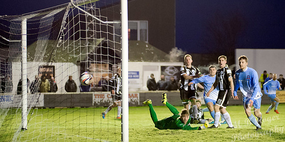 Wick 3 v Turriff 3 SHFL Harmsworth Park 12/12/2015