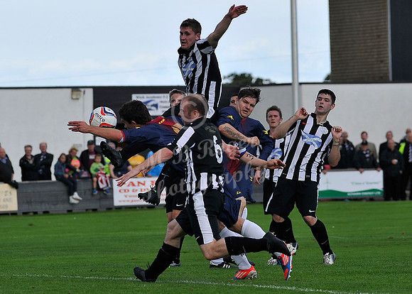 Wick 3 v Fraserburgh 0   012 p_MDR1959 William West Craig Shearer Michael Steven