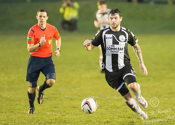 Wick 3 v Turriff 3 SHFL Harmsworth Park 12/12/2015