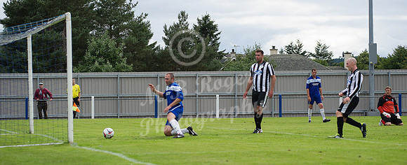 Goal 9 - Gary Weir