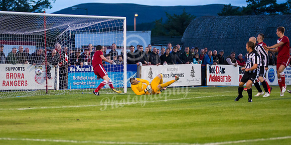 Brora 6 v Wick 2  017 p _MDR3935 Richard MacAdie watching his shot hit back of net - Goal Wick