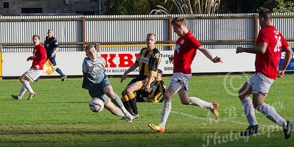 Huntly 0 v Wick 2 SHFL 18/10/2014 - Christie Park