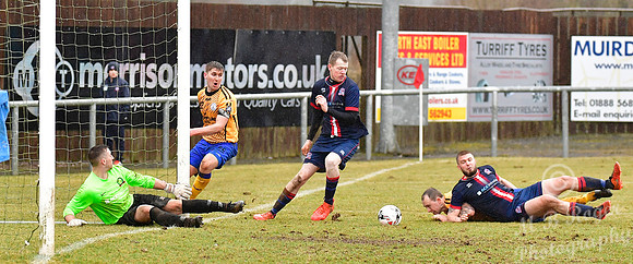 Turriff 1 v Wick 2  SHFL The Haughs 10/03/2018