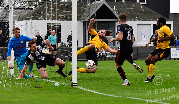 Wick 3 v Fort William 1 - SHFL - Harmsworth Park - 03/10/2021