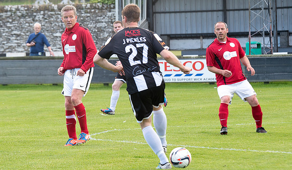 Gary Weir Testimonial Match - Chuckie's Select v SPFL Legends an