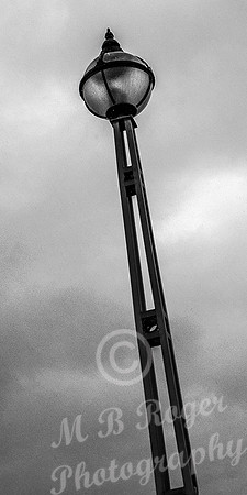 Street lamp on Ellon Bridge