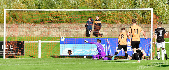 Rothes 3 v Wick 1 - SHFL - Mackessack Park - 13/10/2019