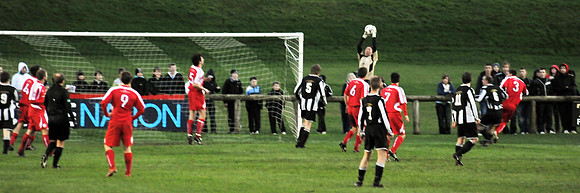 Wick Academy 4 v Brechin City 4 28/11/2009 SCR3 Harmsworth Park