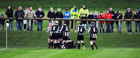 Wick Academy 4 v Brechin City 4 28/11/2009 SCR3 Harmsworth Park