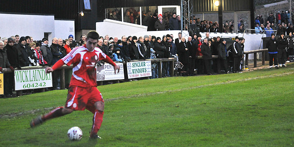 Wick Academy 4 v Brechin City 4 28/11/2009 SCR3 Harmsworth Park