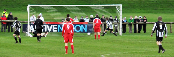 Wick Academy 4 v Brechin City 4 28/11/2009 SCR3 Harmsworth Park