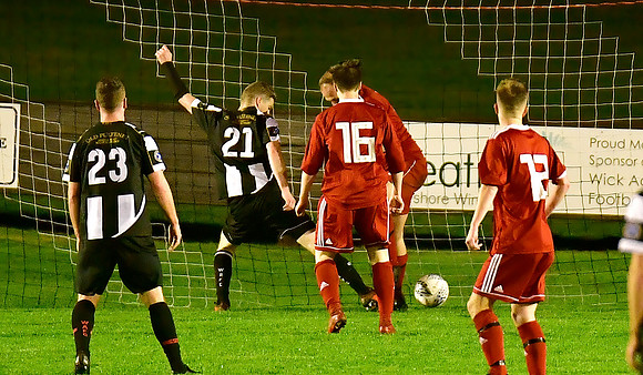 Wick Academy 6 v Thurso FC 0 Harmsworth Park 10/11/2020 Friendly