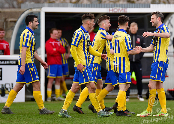 Inverurie  Locos 4 v Wick Academy 0 - SHFL - Harlaw Park - 02/04