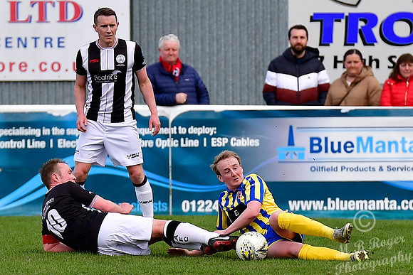 Inverurie  Locos 4 v Wick Academy 0 - SHFL - Harlaw Park - 02/04