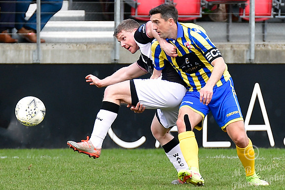 Inverurie  Locos 4 v Wick Academy 0 - SHFL - Harlaw Park - 02/04