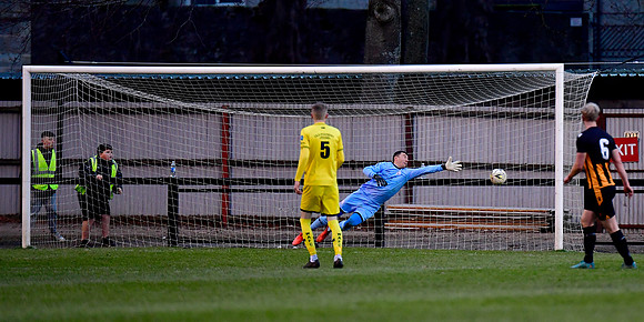 Huntly FC 5 v Wick Academy 2 - SHFL - 03/12/2022 - Christie Park
