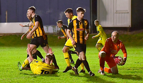Huntly FC 5 v Wick Academy 2 - SHFL - 03/12/2022 - Christie Park