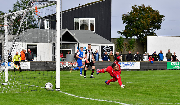 Wick Academy 5 v Lochee Utd 1 - SCR1 - Harmsworth Park - 17/09/2