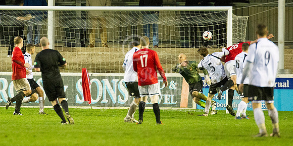 Clach 1 v Wick 4 SHFL 02/11/2013