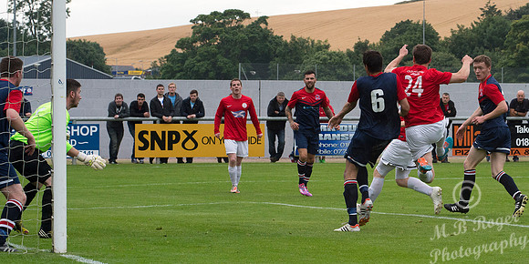 Turriff 2 v Wick 1  SHFL 22/08/2015 The Haughs
