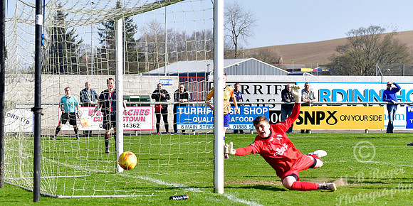 Turriff 1 v Wick 0 SHFL The Haughs 08/04/2017