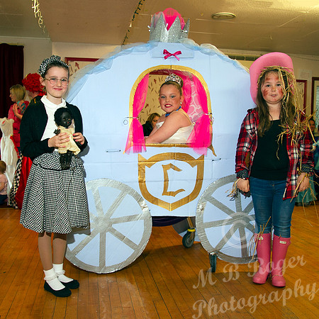 Thurso Gala 2015 - Fancy Dress - 9 - 16 winners