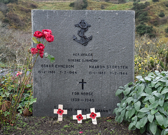 Thurso War Graves Ceremony 12/11/2022 - Thurso Cemetery - 12/11/