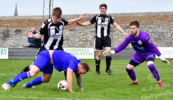 Wick 1 v Cove 3 SHFL Harmsworth Park 21/04/2018