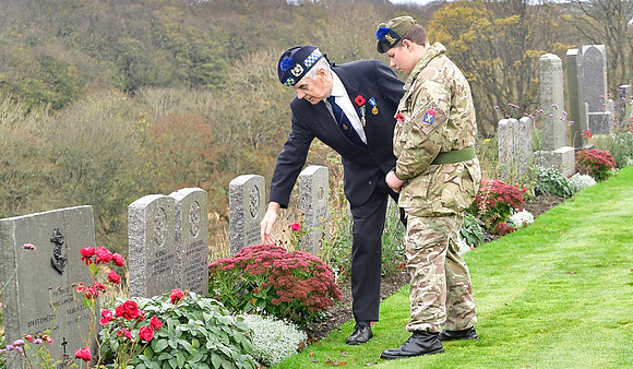 Thurso War Graves Ceremony 12/11/2022 - Thurso Cemetery - 12/11/