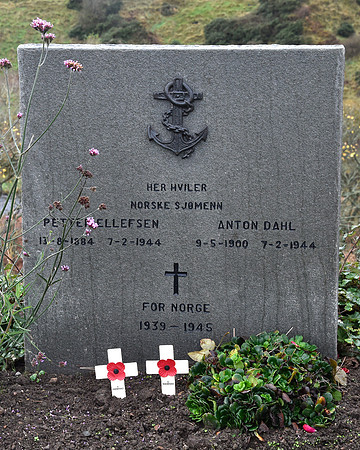 Thurso War Graves Ceremony 12/11/2022 - Thurso Cemetery - 12/11/