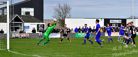 Wick 1 v Cove 3 SHFL Harmsworth Park 21/04/2018
