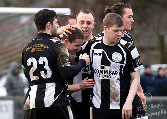 Wick 4 v Inverurie 2 SHFL Harmsworth Park 12/03/2016