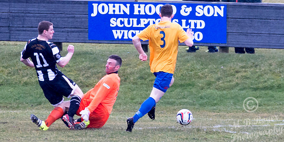 Wick 4 v Inverurie 2 SHFL Harmsworth Park 12/03/2016