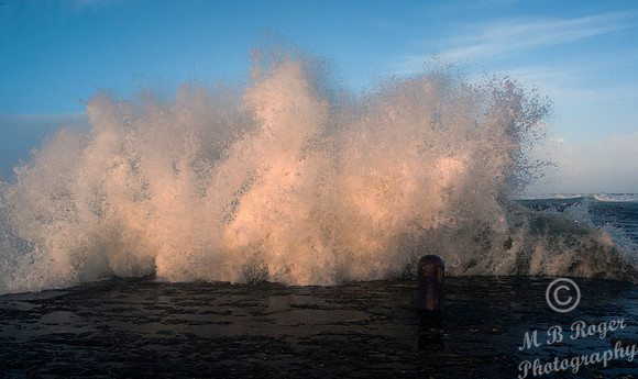 Waves at Thurso Harbour