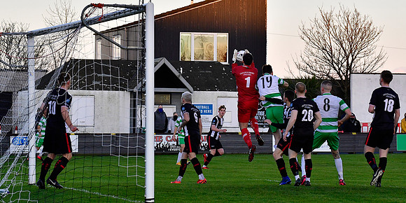 Wick 2 v Buckie 3 - SHFL - Harmsworth Park - 28/11/2020