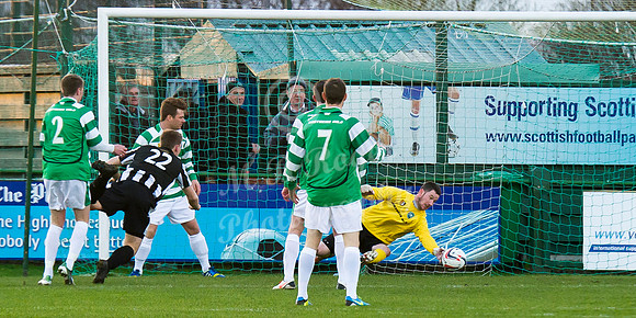 Buckie Thistle 2 v Wick Academy 1 SHFL 30/11/2013