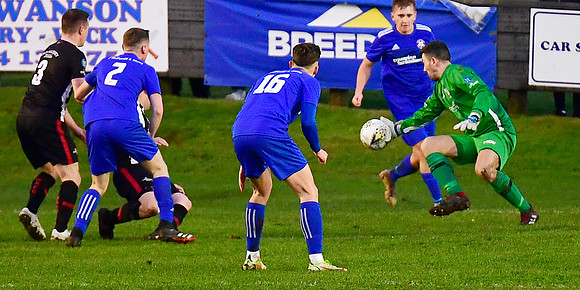 Wick 2 v Lossiemouth 0 - SHFL - Harmsworth Park - 27/12/2021